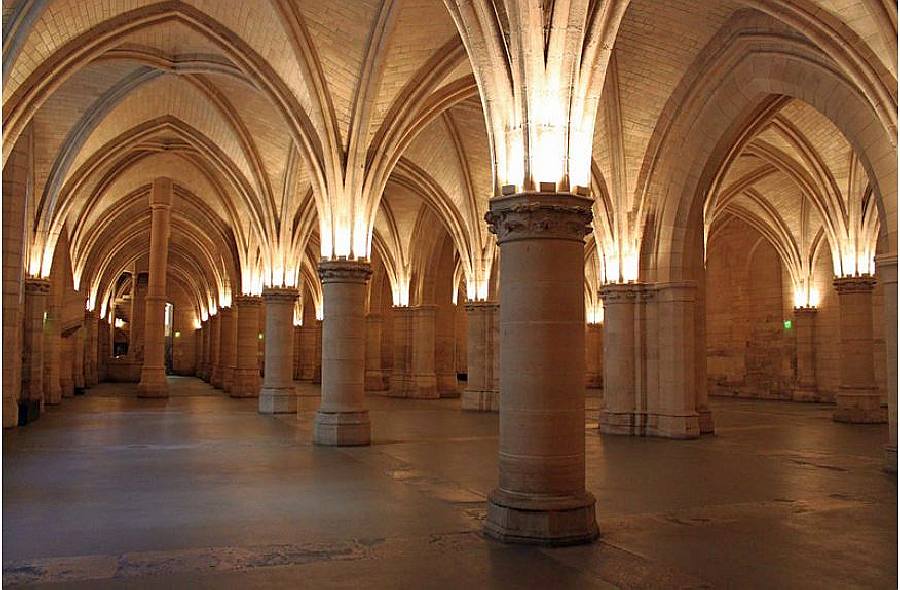 Salle d'armes de la Conciergerie  Paris