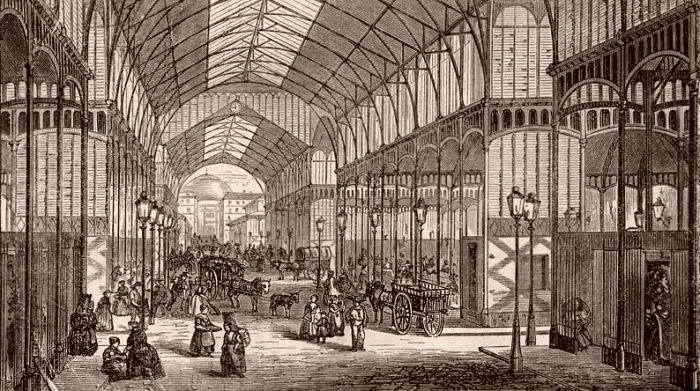 L'int&eacute;rieur des halles centrales de Paris en 1872