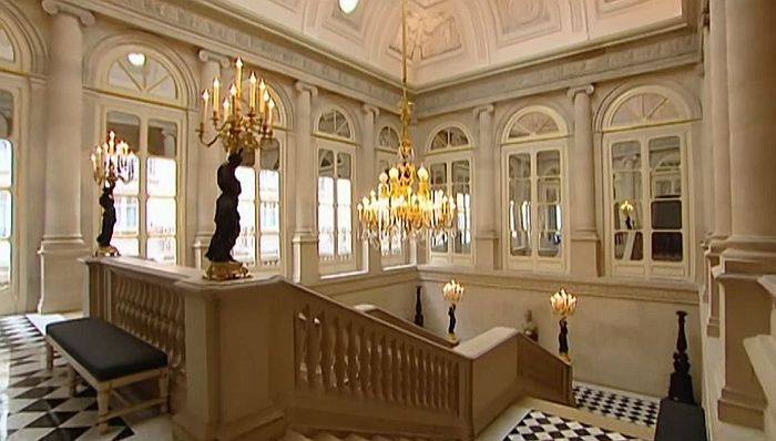 Grand escalier du COnseil d'Etat dans l'aile Montpensier