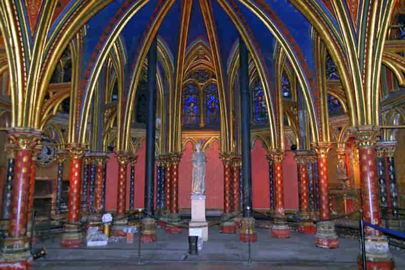 Statue de Saint-Louis, Chapelel basse de la Sainte Chapelle Paris