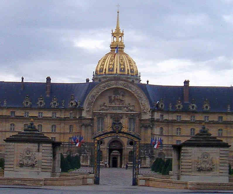 Fa&ccedil;ade des Invalides et d&ocirc;me