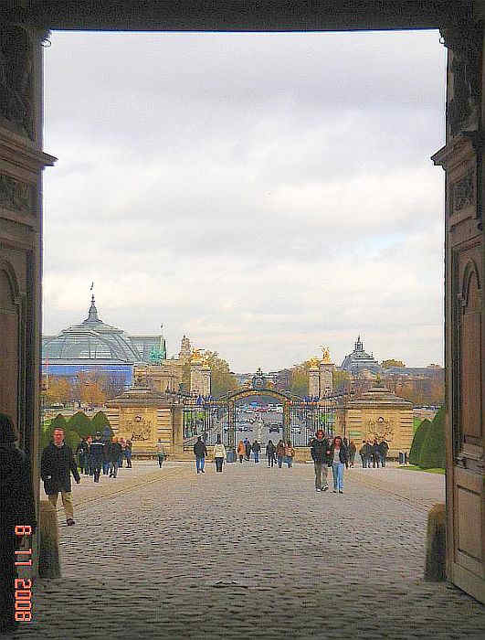 Portail des Onvalides, pont Alexandre III et Grand Palais