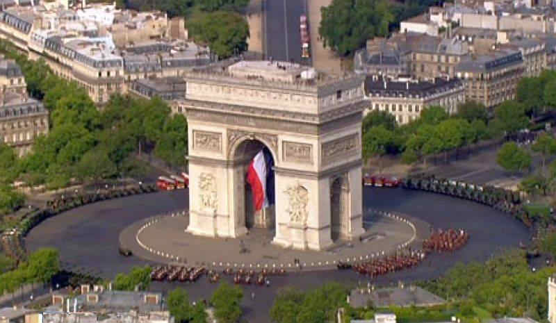 Arc de Triomphe 14 juillet  2011