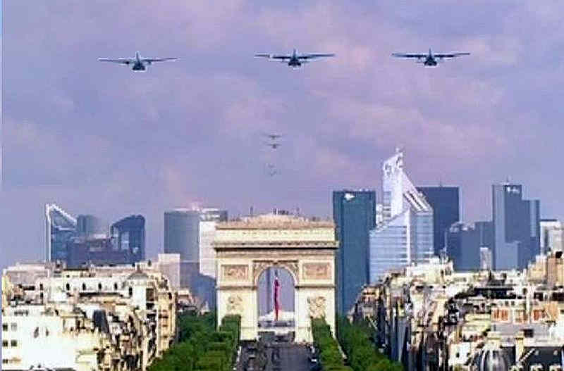 Arc de Triomphe 14 juillet  2011