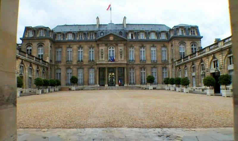  l'Elys&eacute;e